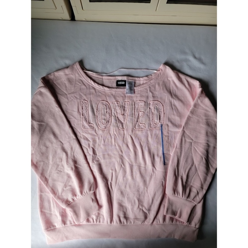 NWT Women's LOVED Sweatshirt - Size Large